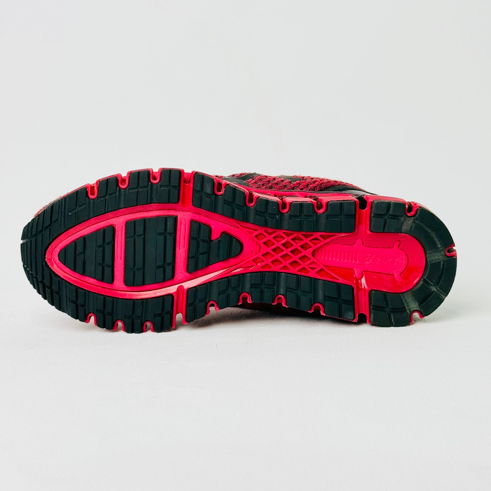 ASICS GEL-QUANTUM 360 KNIT 2 SNEAKERS IN A STRIKING SAMBA RED COLORWAY